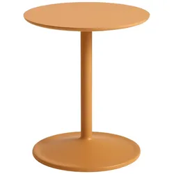 Muuto Soft Beistelltisch, Ø 41 cm, höhe 48 cm, orange laminat / orange