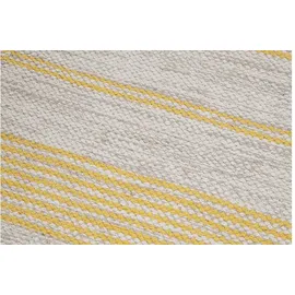 miliboo Teppich / Bettvorleger rechteckig beige mit gelben Streifen 50 x 80 cm CABOURG