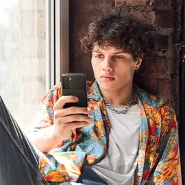 SPIGEN Galaxy S21 FE Schutzhülle schwarz