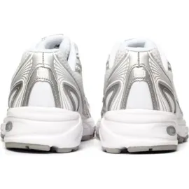 New Balance U740WM2
