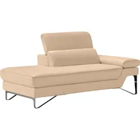 Ottomane EGOITALIANO "Princess, elegantes Designsofa mit erstklassigem Sitzkomfort", beige (champagner), B:177cm H:95cm T:108cm, Leder »BULL« (echtes Rindsleder). Geschliffenes, pigmentiertes und behandeltes Rindsleder mit einer Dicke von 1, 3-1, 5 mm. Dieses Leder zeigt eine ziemlich weiche Hand mit einem halb undurchsichtigen Aussehen. Es handelt sich um ein geschütztes Leder. Eine leichte Deckschicht schützt sie vor Flecken, ohne ihre ursprünglichen Eigenschaften zu verändern. Die geschützten Leder kombinieren die Vorteile von Natürlichkeit und Weichheit mit einer guten Beständigkeit gegen Verschleiß und Ausbleichen. Das Vorhandensein der charakteristischen Zeichen, die das Leben des Tieres bestimmen, wie Narben, Körnungsunterschiede, Falten, Adern, Disharmonien in Farbtönen, beweisen ihre absolute Echtheit und großen Wert., Sofas, Ottomane, inkl. verstellbarem Kopfteil und edle Designmetallfüße