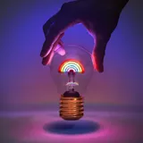 Mags LED-Deko-Glühbirne Regenbogen MAGS mehrfarbig, 12 cm