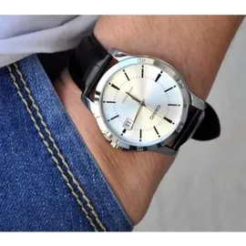 Casio MTP-V004L-7A Leder 40 mm 7A