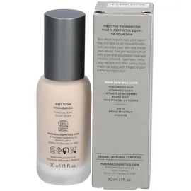 Mádara Skin Equal Soft Glow Foundation LSF 15 10 porcelain 30 ml