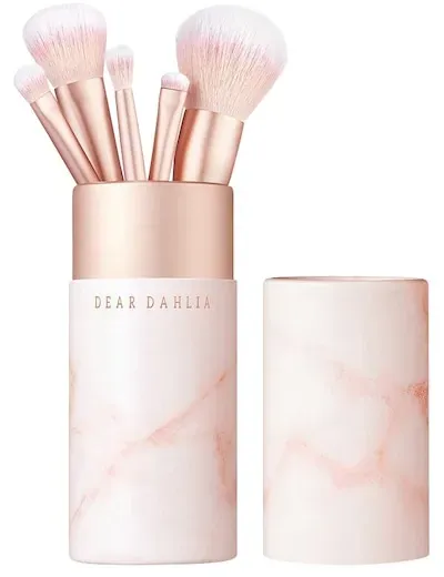 DEAR-DAHLIA Accessoires PinselPro Petal Brush Collection 1 Powder Brush + 1 Complexion Brush + 1 Tapered Blending Brush + 1 Eyeshadow Brush + 1 Flat Smudge Brush + 1 Brush Case 1 Stk. (80,00 € / 1 Stk.)