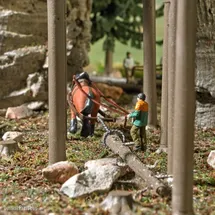 BUSCH H0 Action Set Schauholzrücken