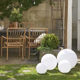 StarTrading STAR Trading Große Leuchtkugel Twilights | Gartenkugel 40cm RGB Farbwechsel weiß Fernb.Aufladbar