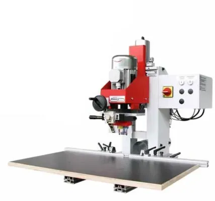 GANNOmat Beschläge-, Bohr- und Einpressmaschine 