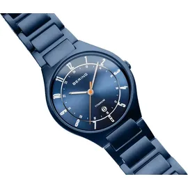 BERING Classic Titan 39 mm 11739-797