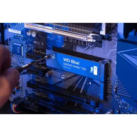 Western Digital WD. Blue® SN5000 NVMeTM PCIe® Gen4, 5.500 MB/s Lesen, 5.000 Schreiben, 1200 TBW SSD, 4 TB SSD M.2 via PCIe, intern