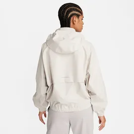 Nike Storm-Fit Swift Damen Laufjacke (Beige XL Größe) Laufjacken