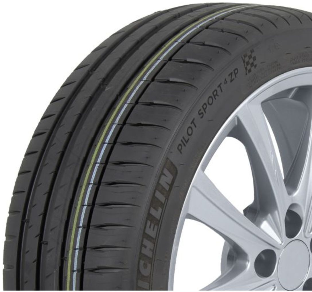 Pneus d'été MICHELIN Pilot Sport 4 245/40R18 93Y