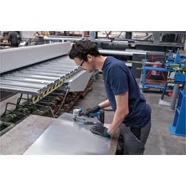 Bosch Akku-Blechschere GSC 18V-16 E incl. 2x Akku ProCORE 4 Ah, Schnellladegerät, L-BOXX
