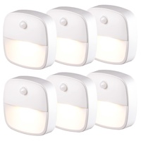 XVZ LED Nachtlicht mit Bewegungsmelder, 6 Stück Nachtlicht Bewegungsmelder mit Batterie, Selbstklebende Treppenlichter Schrankbeleuchtung Für Flur, Schlafzimmer, Orientierungslicht(Warmweiß)
