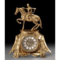 Casa Padrino Luxus Barock Tischuhr Gold 22 x H. 30 cm - Handgefertigte Bronze Uhr im Barockstil - Barock Schreibtischuhr - Barock Schreibtisch Deko - Barock Deko Accessoires - Barockstil Uhren