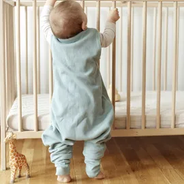 EMMA & NOAH Schlafsack mit Füßen 1.0 TOG, gruen, 70