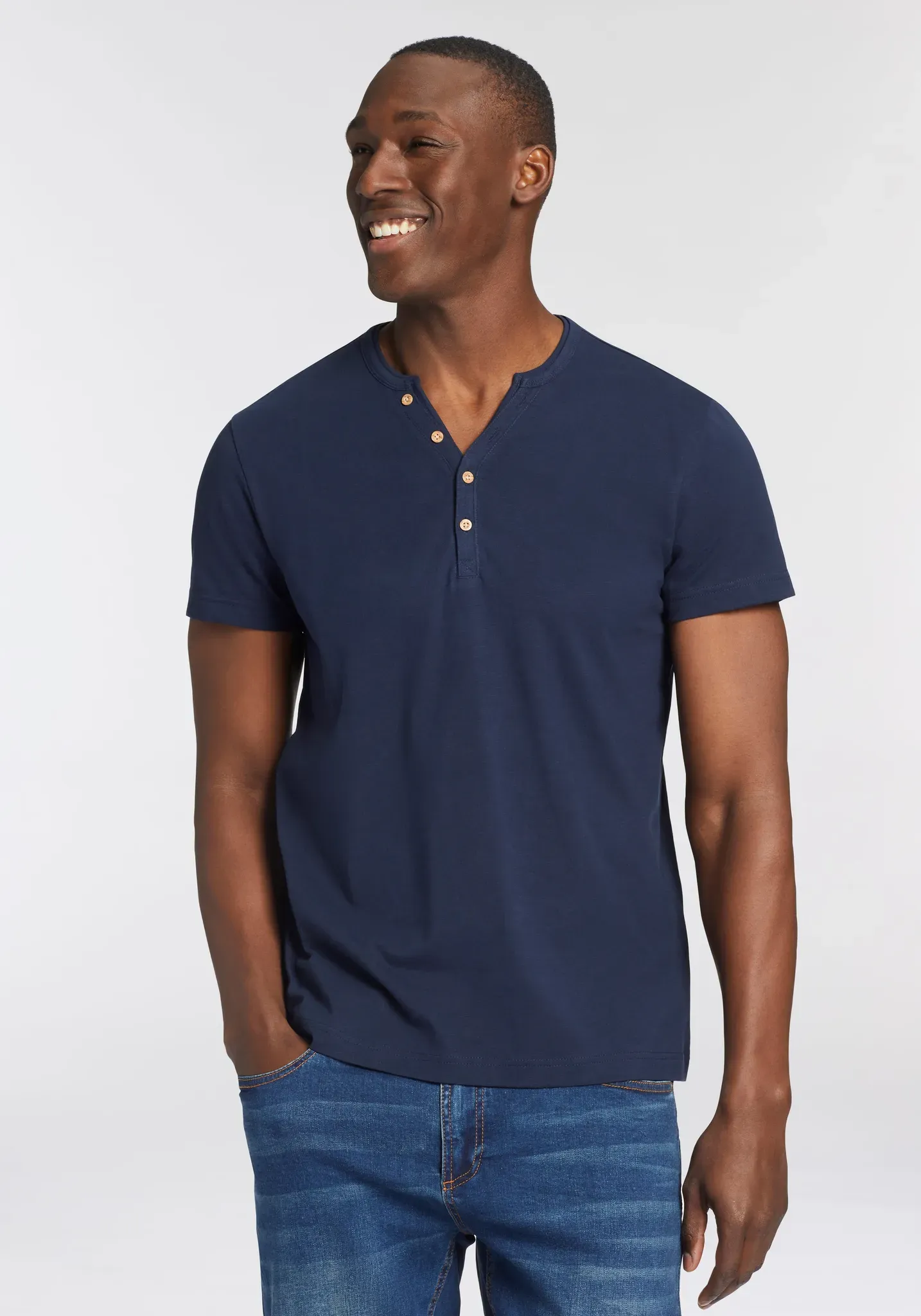 T-Shirt BRUNO BANANI, Herren, Gr. XXL (60/62), blau (marine), Single Jersey, Obermaterial: 100% Baumwolle, unifarben, schmal, gerader Abschluss, Shirts T-Shirt, Mit geknöpften V-Ausschnitt, Topseller