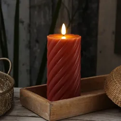LED Stumpenkerze TWIST - Echtwachs - warmweiße 3D Flamme - H: 17,5cm - Batterie ...