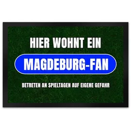 speecheese Hier wohnt EIN Magdeburg-Fan Fußmatte XL in 40x60 cm mit Rasenmotiv Sportfan Magdeburg Sport Deutschland Kult