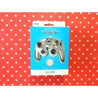 Nintendo Wii U Classic Pro Controller Wired Fight Pad Metal Mario NEU OVP