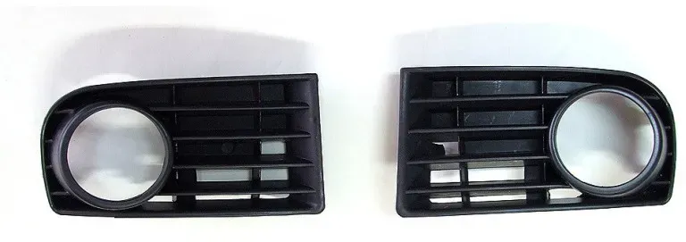 Set links + rechts Nebelscheinwerfergitter für Stoßfänger, passend für Volkswagen VW Golf 5 (MK5) 2004–2009.