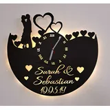 Designbysh Personalisierte LED Wanduhr Liebe 1" Geschenk Hochzeit Hochzeitstag Geschenk Partner Liebe Paar Ehemann Ehefrau Mann Frau goldene Silberne Valentinstag Jahrestag