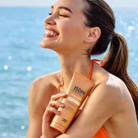 Isdin Body Glow Sonnenmilch Creme LSF 30 200 ml