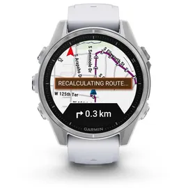 Garmin fenix 8 AMOLED 43 mm steinweiss / silber mit QuickFit Silikon-Armband 20 mm