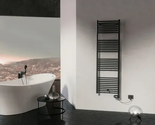 Cordivari Lisa black Heizkörper 140x50 cm Schwarz matt LISA5001400
